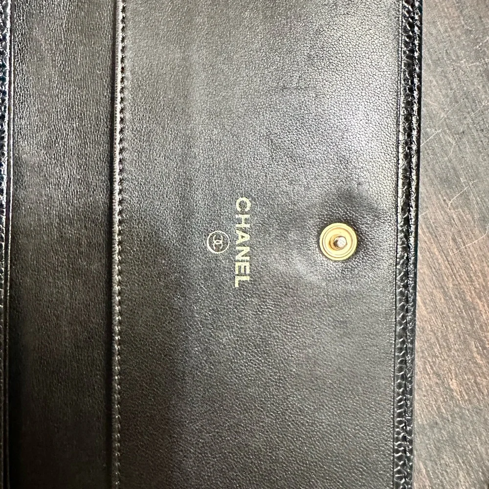 CHANEL Black Textured Leather Wallet